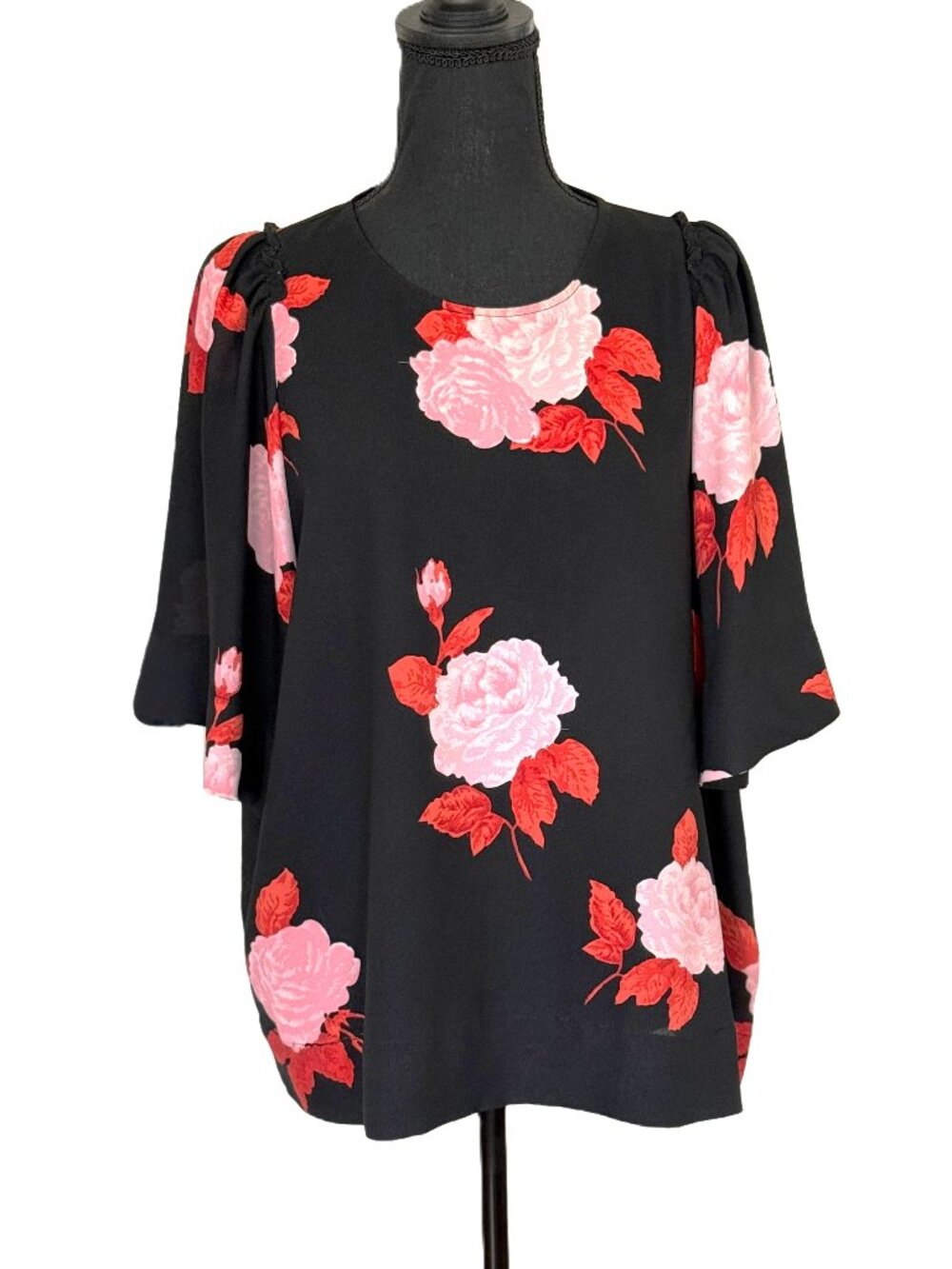 Who What Wear | Black Blouse with Red & Pink Flower Print | XXL